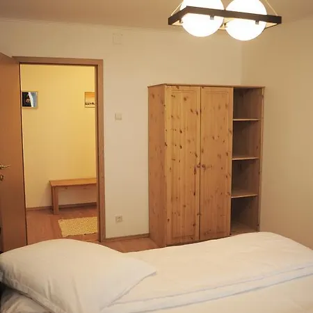 Апартаменти Apartament Waldo 2 *